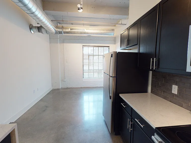Maxwell Lofts — Photo 71