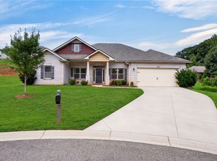 515 Dragonfly Ct, Roebuck, SC 29376
