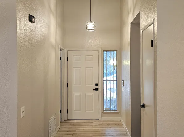 3070 Ashley Way, Sacramento, CA 95833