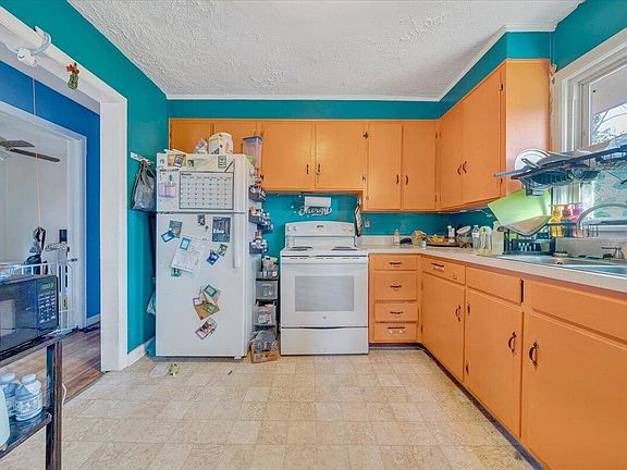 5th image of 4928 Rowe Ridge Rd NW