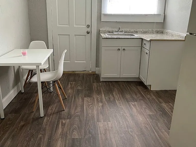 3305 N Laura St — Photo 14