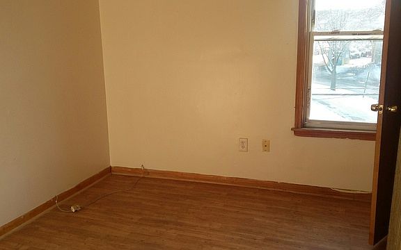 5th image of 2043 Asbury Ave
