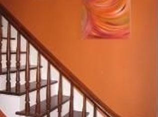 527 South St, Elgin, IL 60123