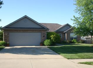 105 Jackal Dr, Columbia, MO 65202