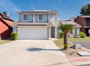 1034 E Oakridge Ave, Visalia, CA 93292