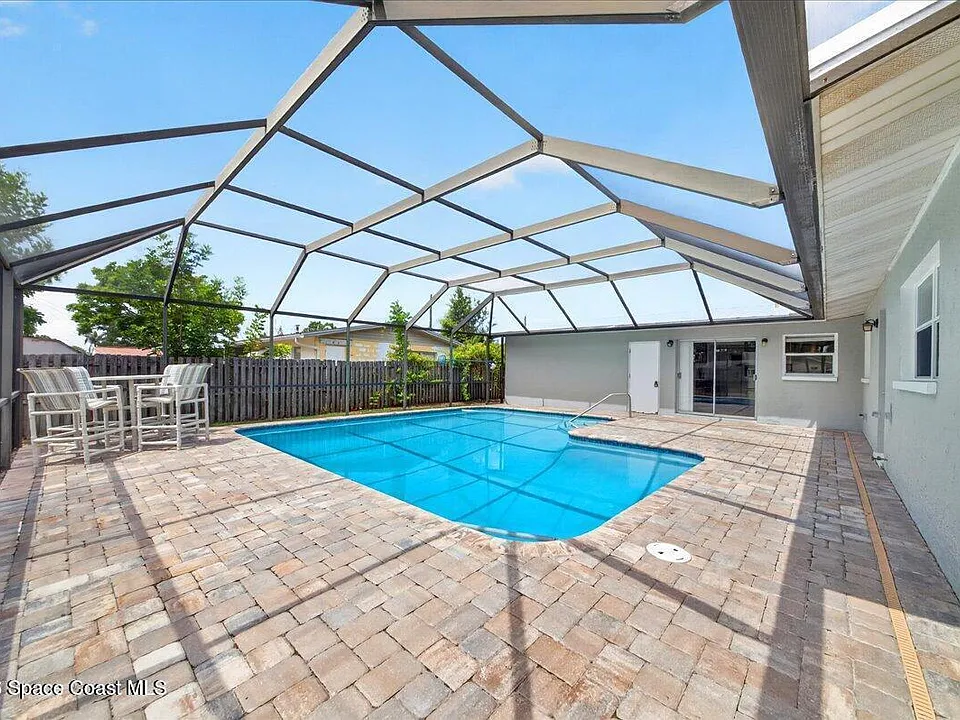 545 S Courtenay Pkwy