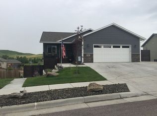 212 Bengal Dr, Rapid City, SD 57701