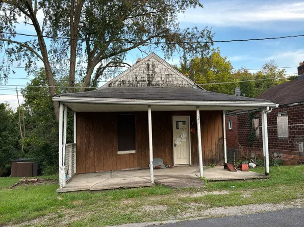 20 Ridge St, Clarksville, PA 15322