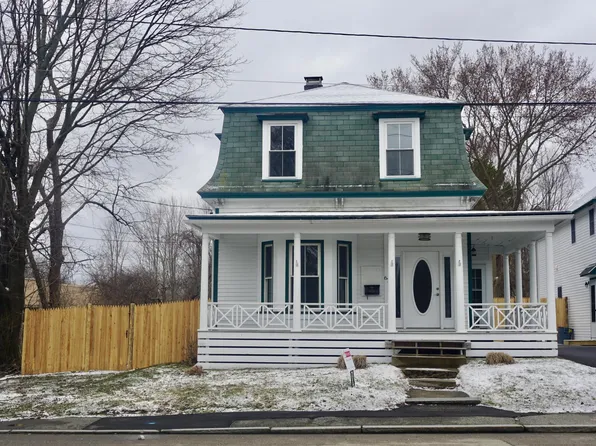 678A Maplewood Ave, Portsmouth, NH 03801