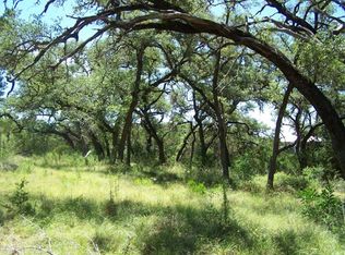 631 Spring Hl E, Leakey, TX 78873