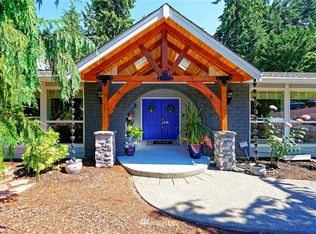 12339 Tatoosh Rd E, Puyallup, WA 98374