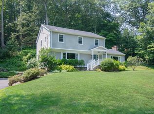 101 Appleby Dr, Bedford, NY 10506