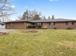 639 Windfield Ln, Machesney Park, IL 61115