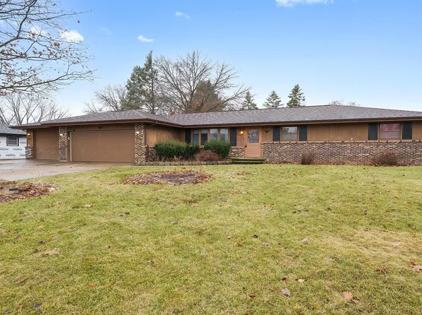 639 Windfield Ln, Machesney Park, IL 61115