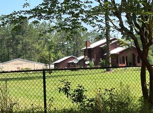 65 Valaria Dr, Tifton, GA 31794