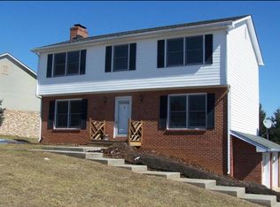 5139 Orchard Hill Dr, Roanoke, VA 24019