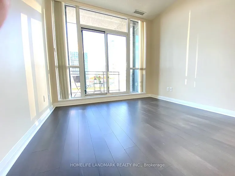 55 Eglinton Ave W #109 — Photo 12