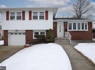 218 N Brookfield Rd, Cherry Hill, NJ 08034