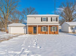 216 Rochelle Ave, Lincoln, IL 62656