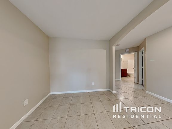 4th image of 816 Painted Bison Dr