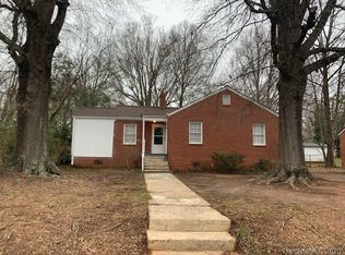 312 Westwood Dr, Statesville, NC 28677