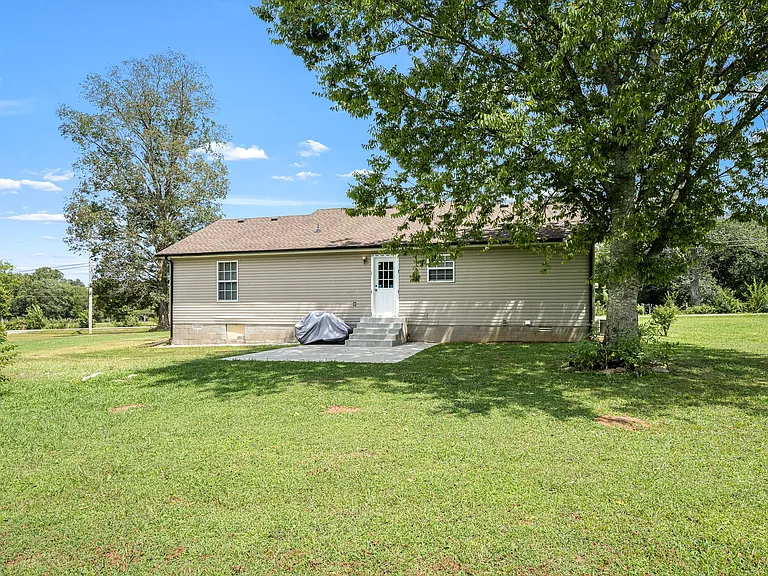 681 Elbethel Rd — Photo 33
