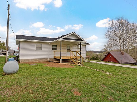 5th image of 21740 S 2069th Road
