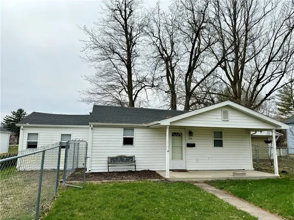 316 Michigan St, Westville, IL 61883