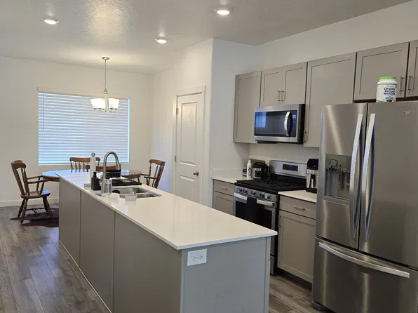 1112 E Yard Row, Lehi, UT 84043
