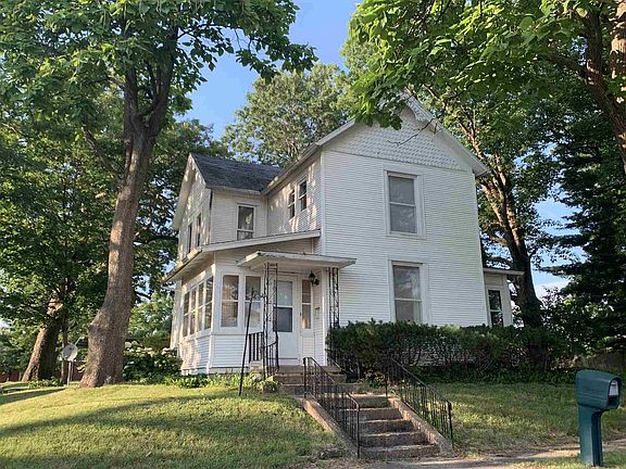 2nd image of 403 E Elm St
