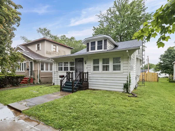 518 Cedar St, Centralia, IL 62801