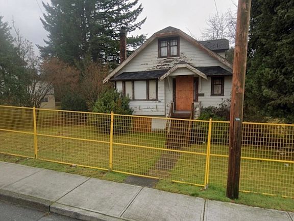 2nd image of 5415 Barker Ave