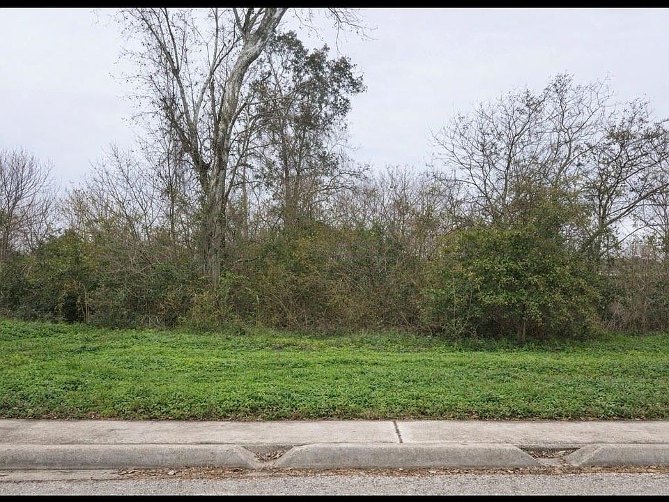 1st image of 10311 Raymondville Rd