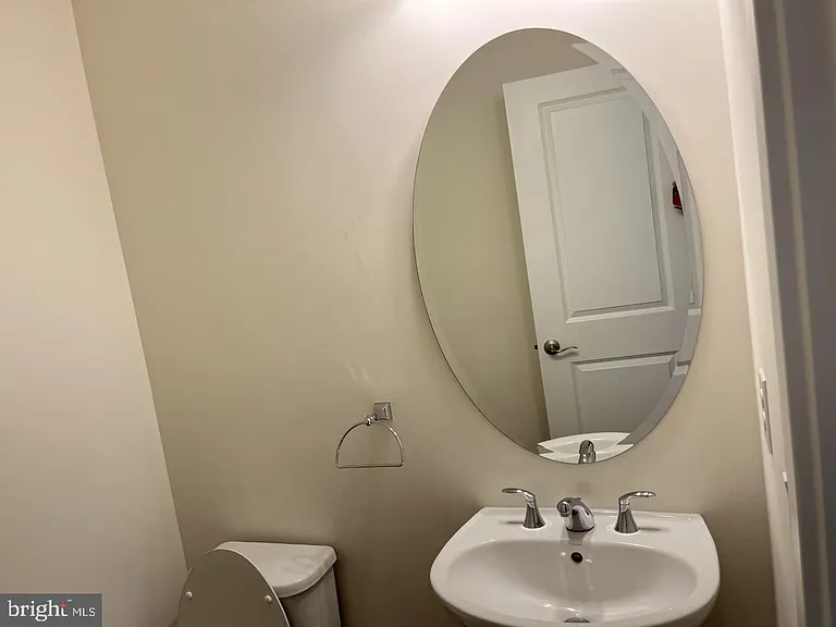 916 Lakeview Ct #36 — Photo 23