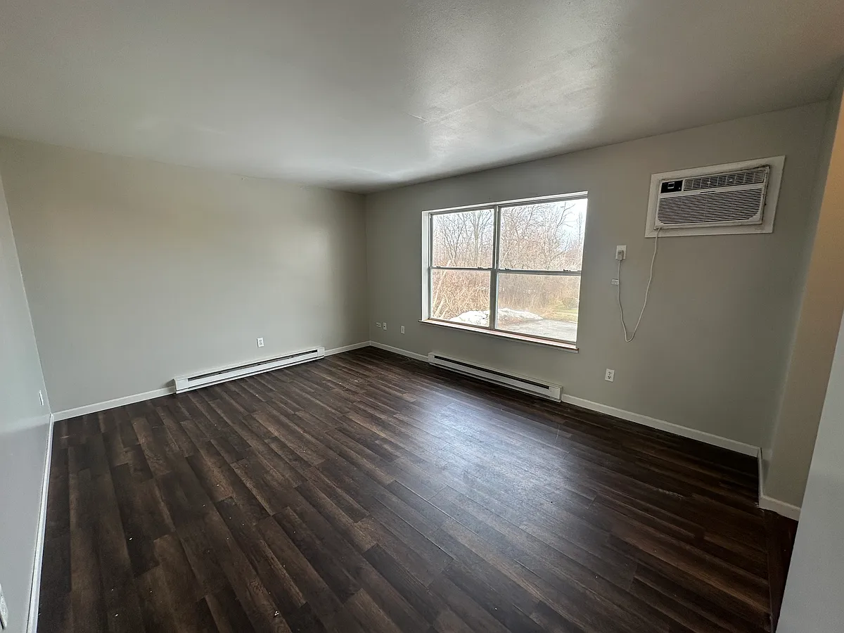 Building Photo - 5881 Fiesta Ave #4