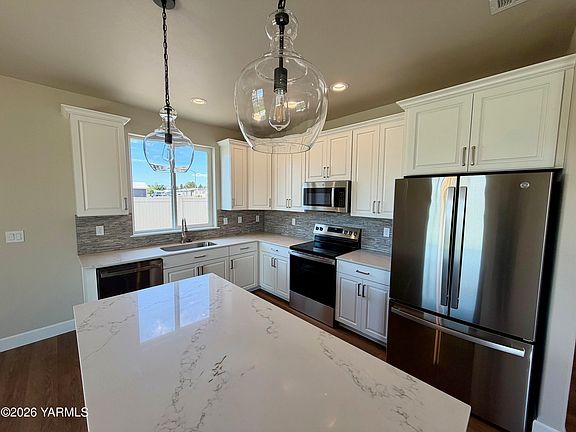 4th image of 5914 Crestfields Rd