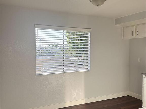4th image of 4838 W 117th St APT 4