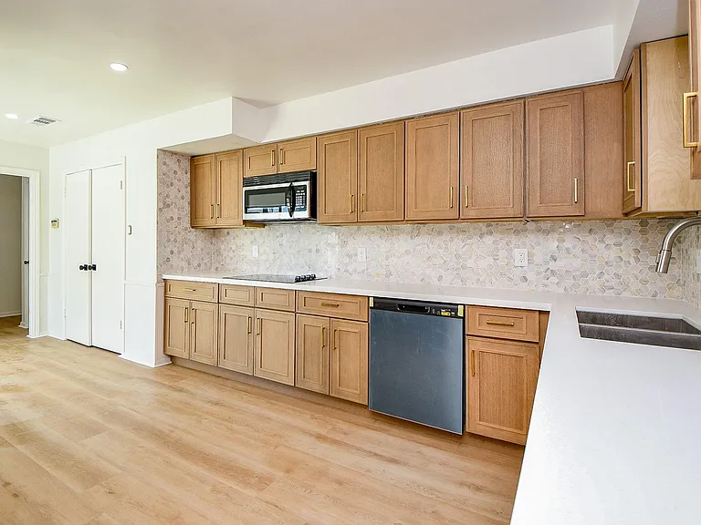 7714 Teal Run Dr — Photo 23