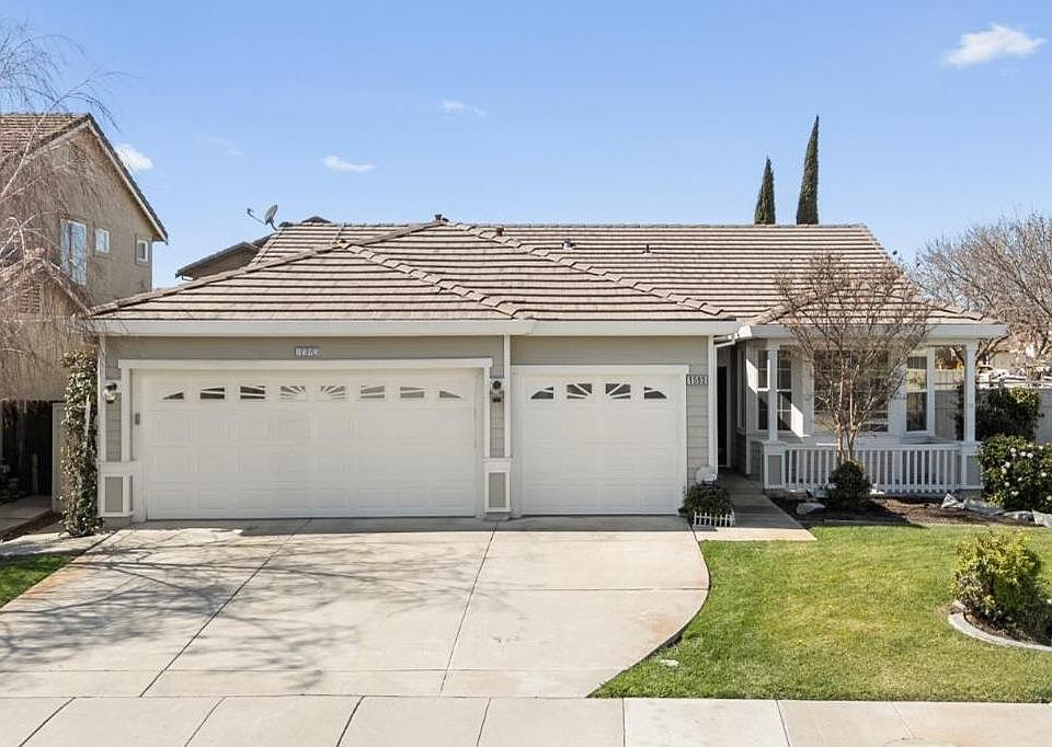 1st image of 1593 Marine Ct