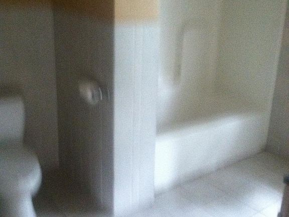 5th image of 15 Sumner St #Townhouse