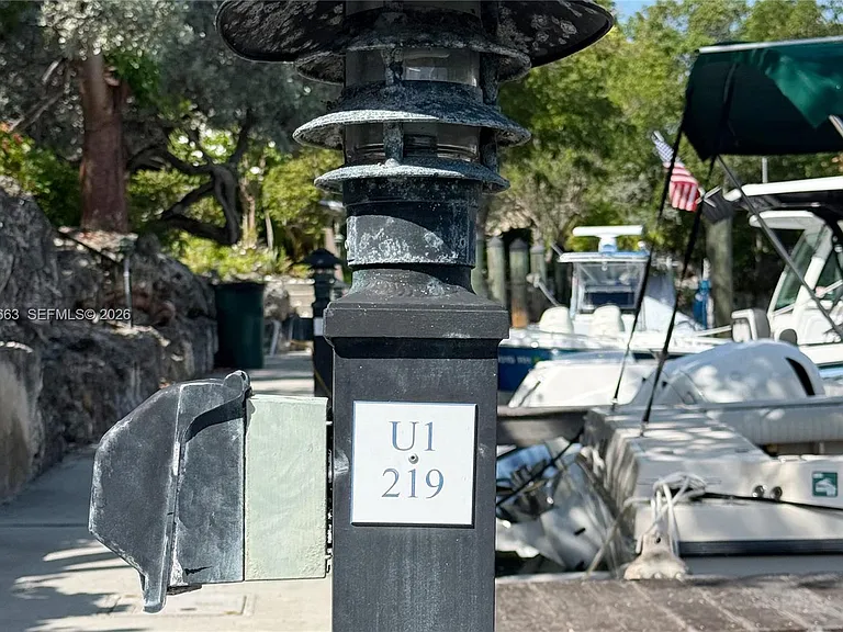 96000 Overseas Hwy #U1 — Photo 27