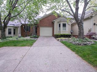 1041 Heather Hills Ln, Lexington, KY 40511