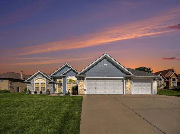 13430 Sycamore Dr, Platte City, MO 64079