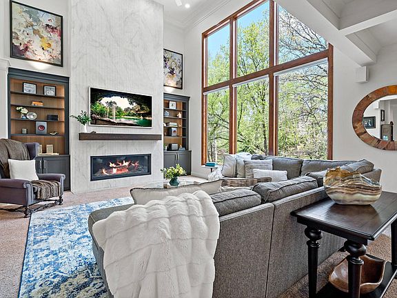 5th image of 1504 Summit Oaks Ct