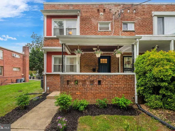 139 Hawaii Ave NE, Washington, DC 20011