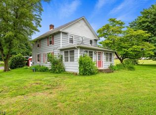 4 Port Murray Rd, Port Murray, NJ 07865