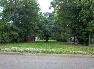 427 Church St, Harrisburg, IL --