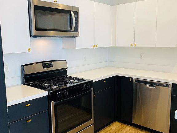 5th image of 1033 W 5th St #81cbc3562