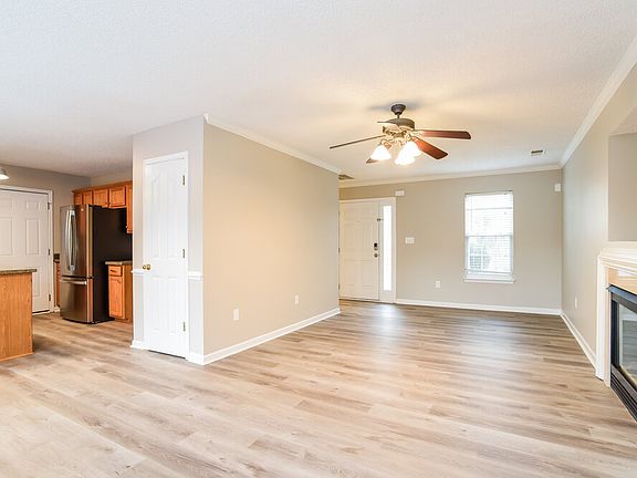 4th image of 11919 Misty Pine Ct