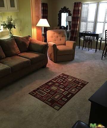4th image of 301 Juniper Dr